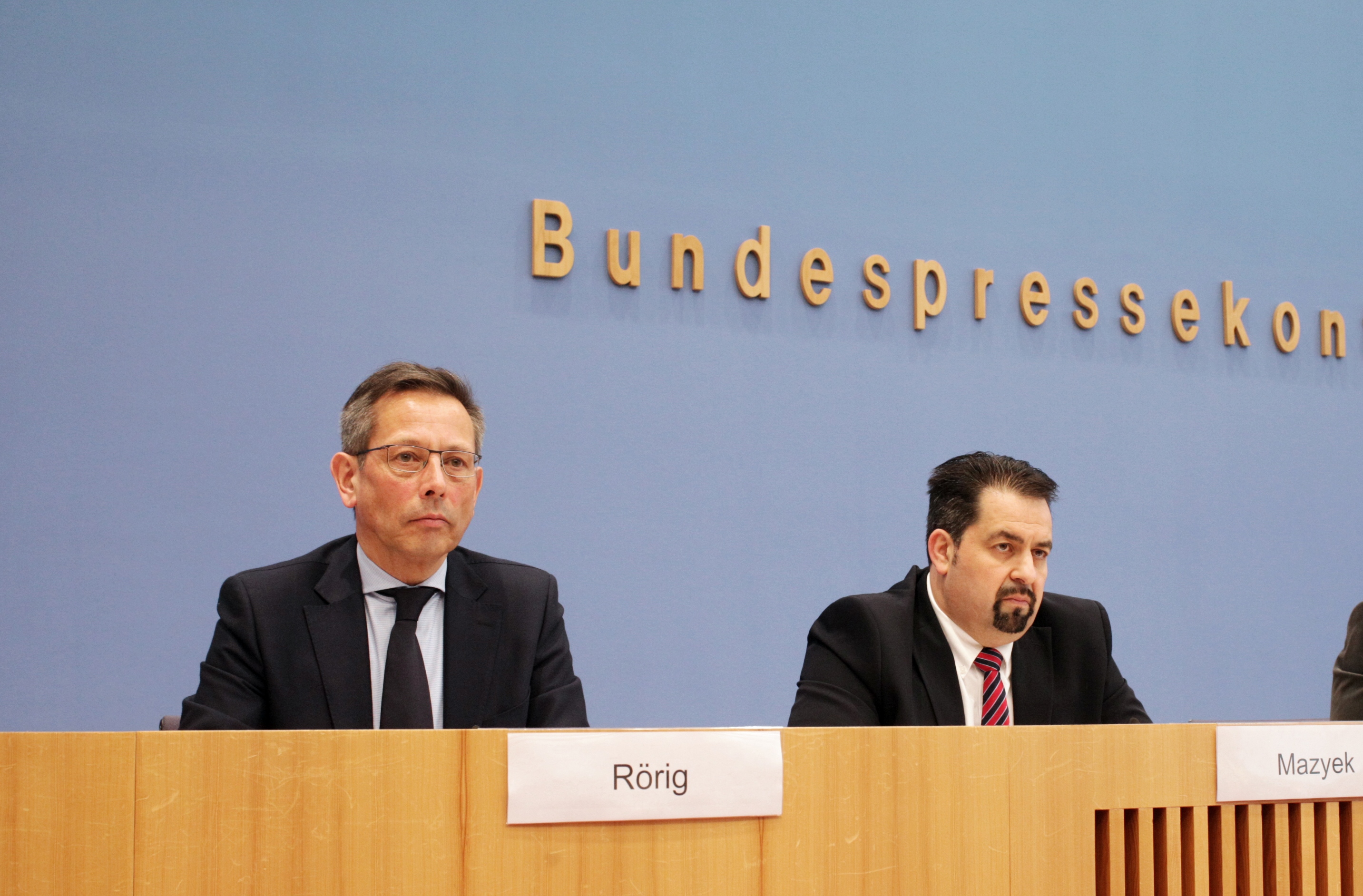 Pressekonferenz Johannes-Wilhelm Rörig, UBSKM, Aiman Mazyek, Vorsitzender ZMD e.V.